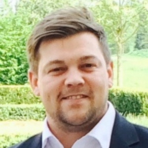 Photo of Lee Pettman