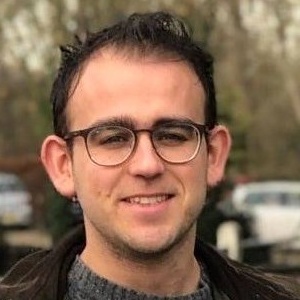 profile photo of Lewis Barber