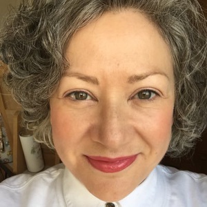 profile photo of Suzanne Richards