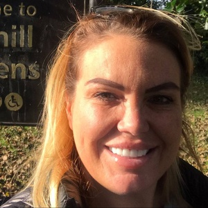 profile photo of Laura Wharton