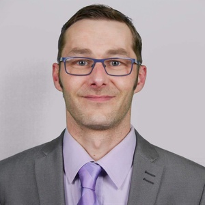 Photo of Peter Gill