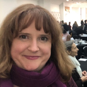 Photo of Lara Pringle