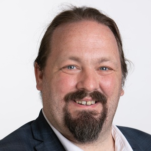 Photo of Vince Maple