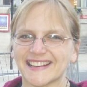 Photo of Julie Anne White