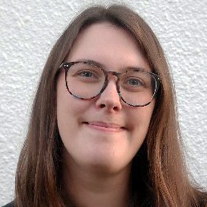 profile photo of Chloe Hutchinson