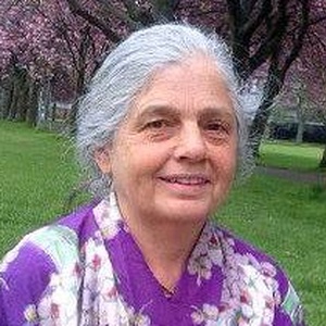Photo of Linda Hendry