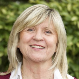 Photo of Alison Cooper