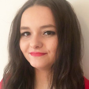 Photo of Ellie Emberson