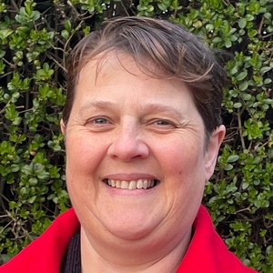 profile photo of Lynda Jane Pearson
