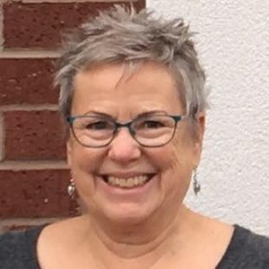 Photo of Jill Houlbrook