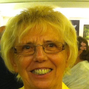 Photo of Jenny Hollingsbee