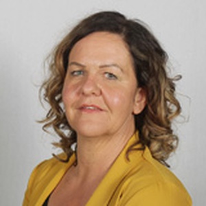 Photo of Lisa Weatherby