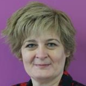 Photo of Lynne Jones
