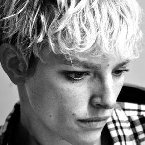 Photo of Tamsin Omond