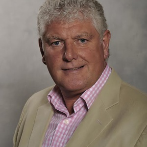 Photo of Byron Davies