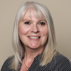Photo of Claire Breeze
