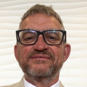profile photo of Steven Hinchliffe
