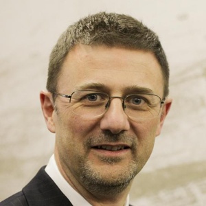 Photo of Martin Lyon