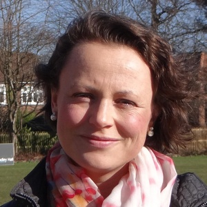 Photo of Catherine McKinnell