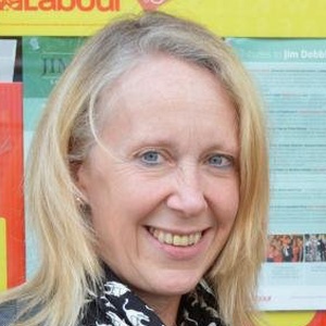 Photo of Liz McInnes