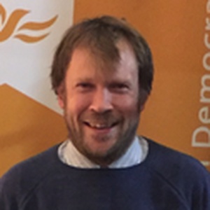Photo of Dan Thomas