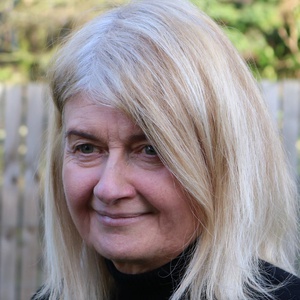 Photo of Lorraine Glass