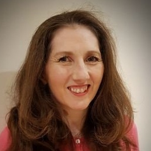 Photo of Lisa Nash