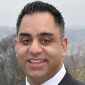 Photo of Imran Hussain