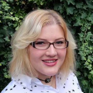 Photo of Rachel Melly
