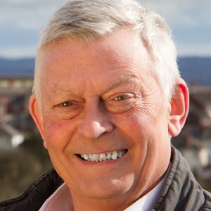 Photo of Les Jones