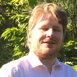 Photo of Daniel Lewis
