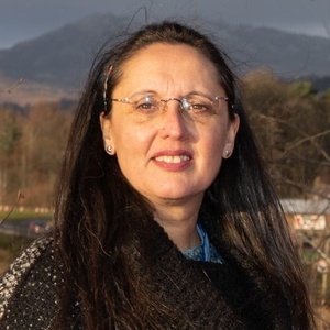 profile photo of Rhona Metcalfe