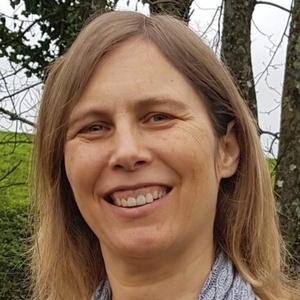 profile photo of Liz Pole