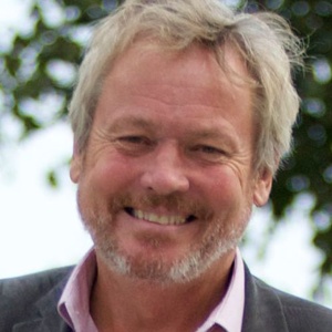 Photo of Giles Watling