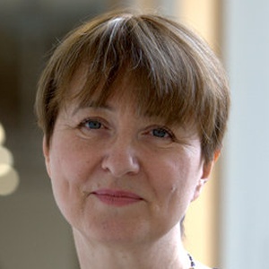 Photo of Louise Irvine