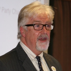 profile photo of Steve Crowther