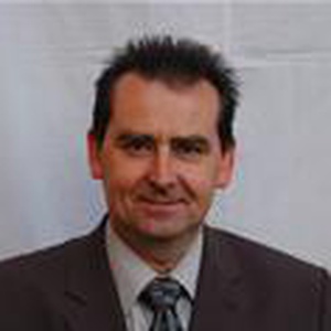 Photo of Richard Henry