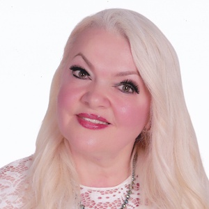 Photo of Dorota Lopatynska-de-Slepowron