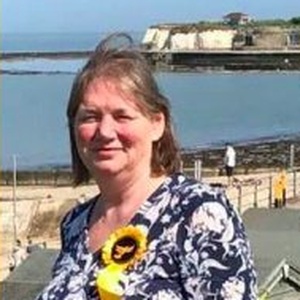 Photo of Angie Curwen