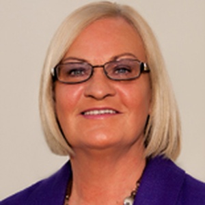 Photo of Tracy Harvey