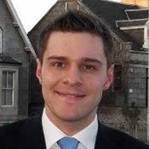 Photo of Ross Thomson