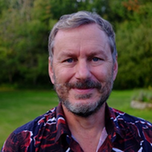 Photo of Simon Rake