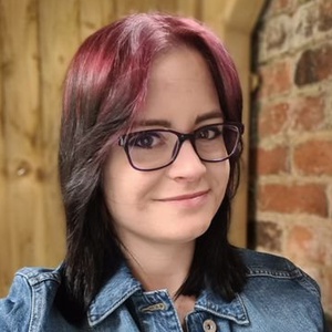 profile photo of Leah Toseland