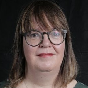 Photo of Liz McShane