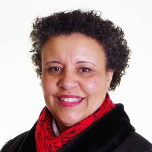 Photo of Lisa Hogarth