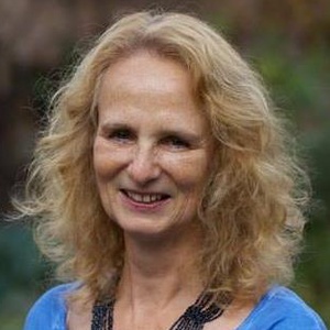 Photo of Barbara Light