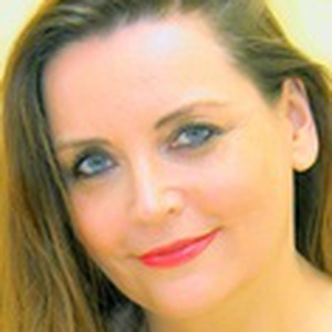 Photo of Elizabeth Jones
