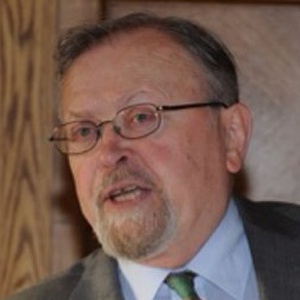 Photo of Erskine Holmes