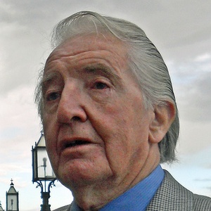 Photo of Dennis Skinner
