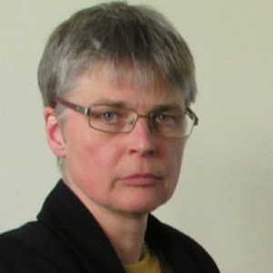 Photo of Sarah Hill